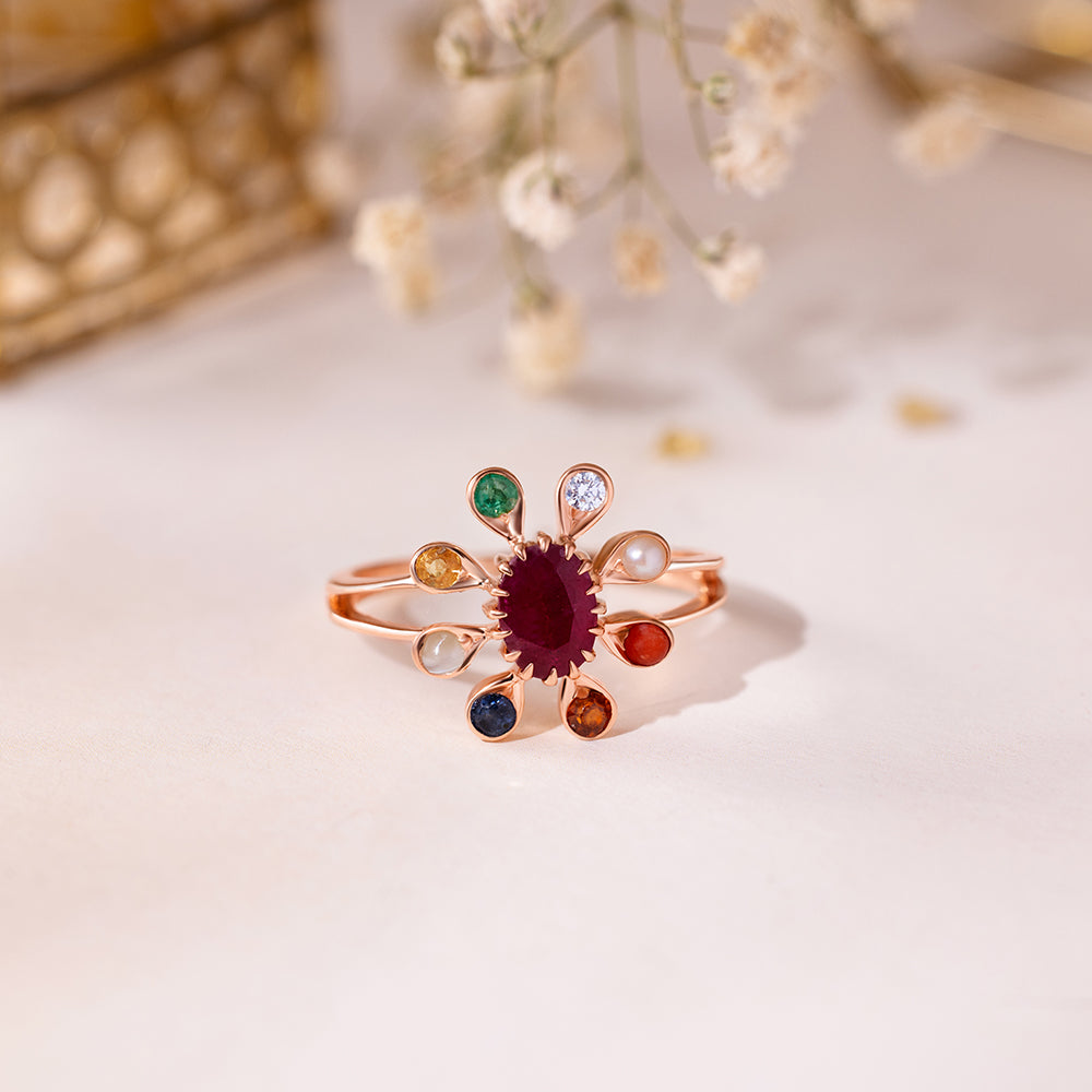 Sahara Diamond Finger Ring
