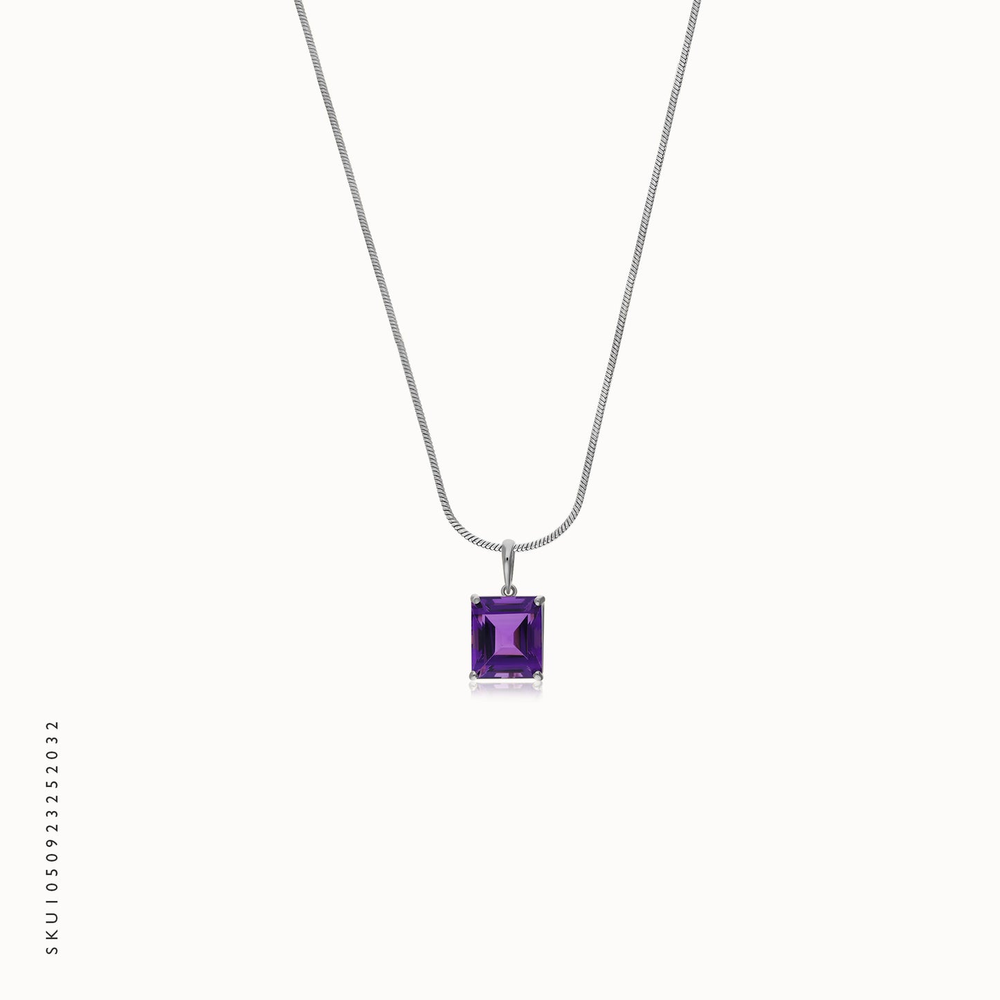 Janvika Diamond Pendant