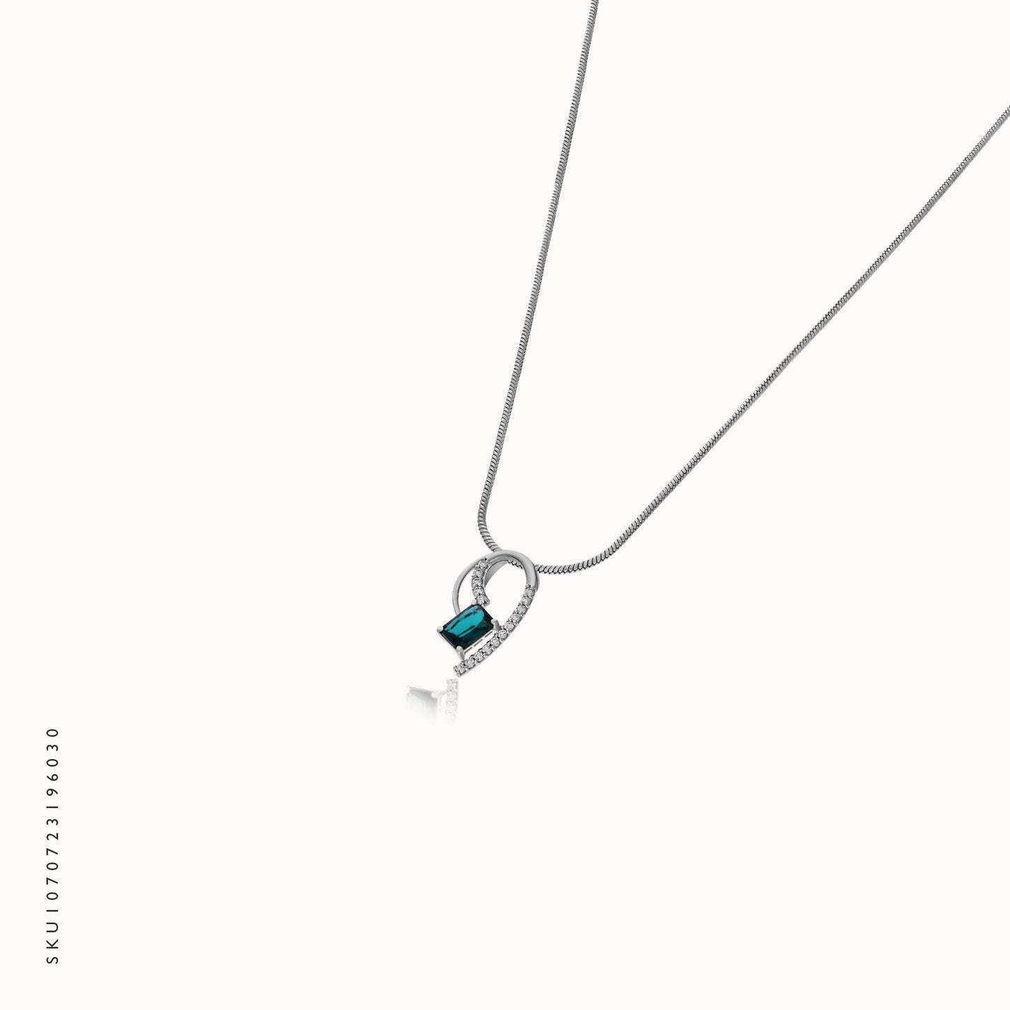 Rishaan Diamond Pendant